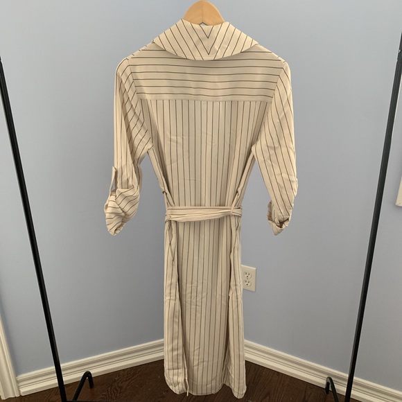 ARITZIA/BABATON - STRIPED ROBE - Picture 2 of 2